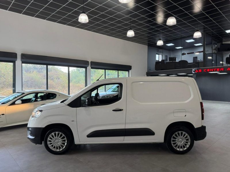TOYOTA PROACE CITY 130cv DYNAMIC✅ 3 PLACES ✅SUIVIE COMPLET TOYOTA ✅PRIX TTC / 1ere MAIN