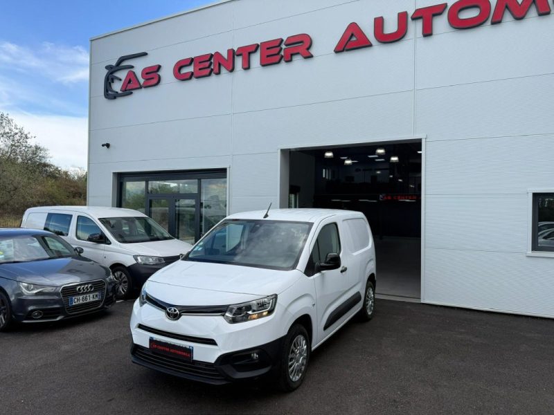 TOYOTA PROACE CITY 130cv DYNAMIC✅ 3 PLACES ✅SUIVIE COMPLET TOYOTA ✅PRIX TTC / 1ere MAIN