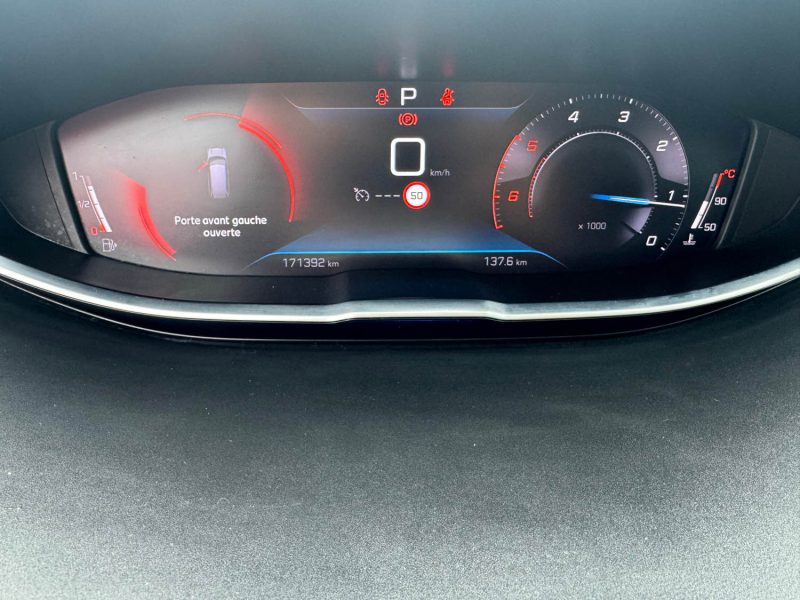 PEUGEOT 5008 II  1.5HDI 130CV EAT8 ACTIVE BUISNESS 2022