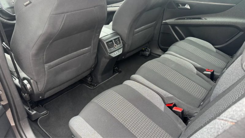 PEUGEOT 5008 II  1.5HDI 130CV EAT8 ACTIVE BUISNESS 2022
