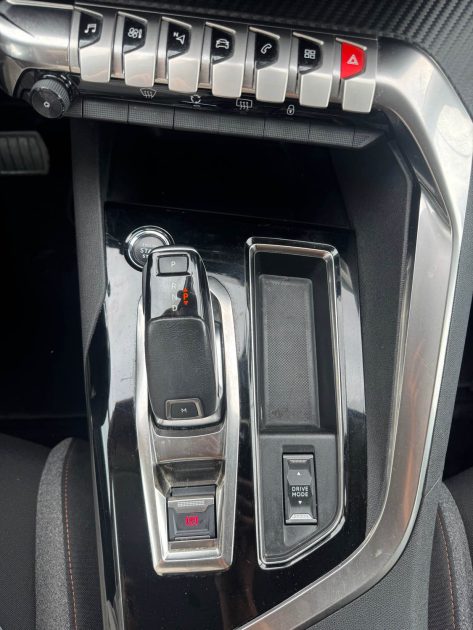 PEUGEOT 5008 II  1.5HDI 130CV EAT8 ACTIVE BUISNESS 2022