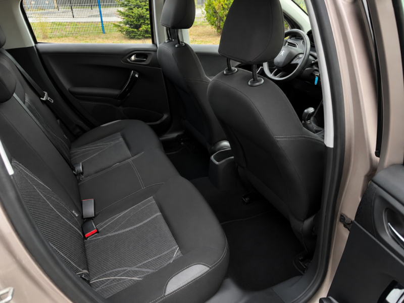 PEUGEOT 208 1.4 HDI 68CV ACTIVE / KIT DISTRI NEUVE