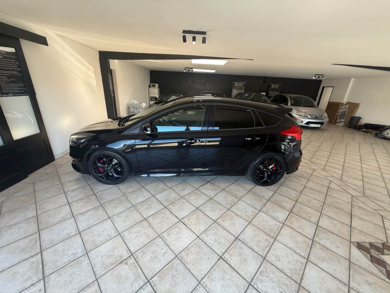 FORD FOCUS ST MK3 Phase 2 Historique Complet CT Vierge- Garantie 12 mois ou 15000km