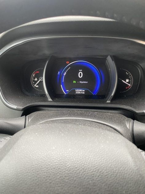RENAULT MEGANE IV TCE 130 LIMITED 2017