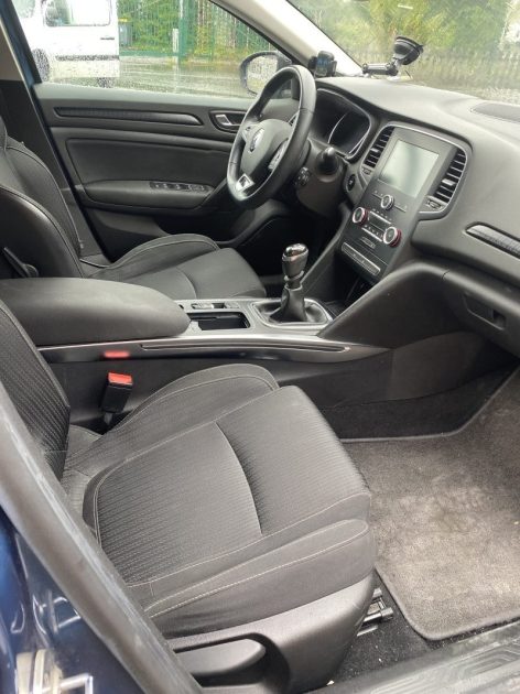 RENAULT MEGANE IV TCE 130 LIMITED 2017