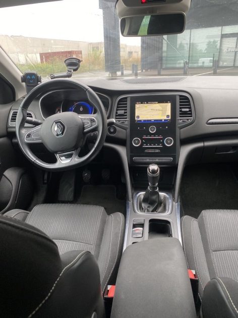 RENAULT MEGANE IV TCE 130 LIMITED 2017