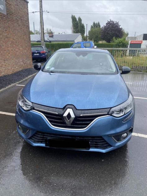 RENAULT MEGANE IV TCE 130 LIMITED 2017