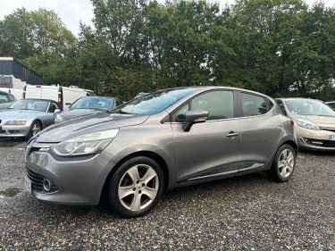 RENAULT Clio IV 5 Portes 0.9 TCe  Energy eco2 S&S 90 cv garantie 12 mois