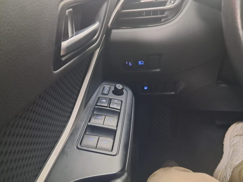 TOYOTA C-HR PHASE 2 SUV HYBRIDE 2.0  DYNAMIC BUSINESS 184cv/1 ERE MAIN/TVA RECUPERABLE