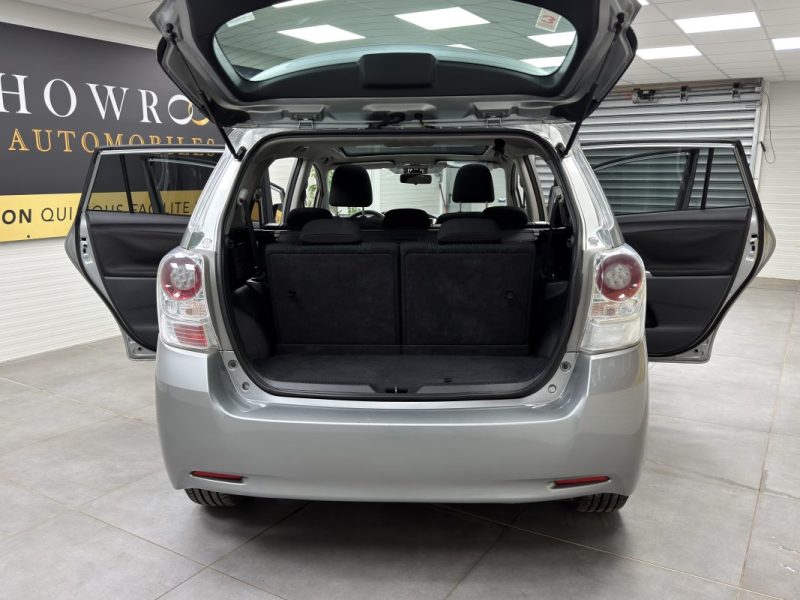 Toyota Verso 126 D-4D - SkyView Edition - 7 places