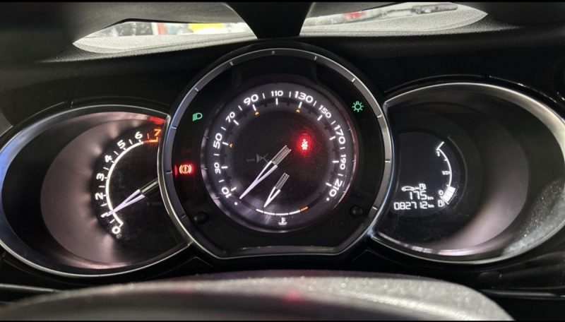 DS 3 PERFORMANCE LINE – 1.2 PURETECH 110 CH