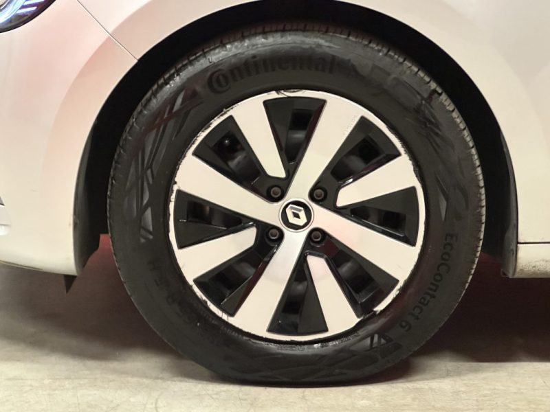RENAULT CLIO 1.6 E-TECH 145 FULL HYBRIDE EVOLUTION - 1ère Main - Excellent état -