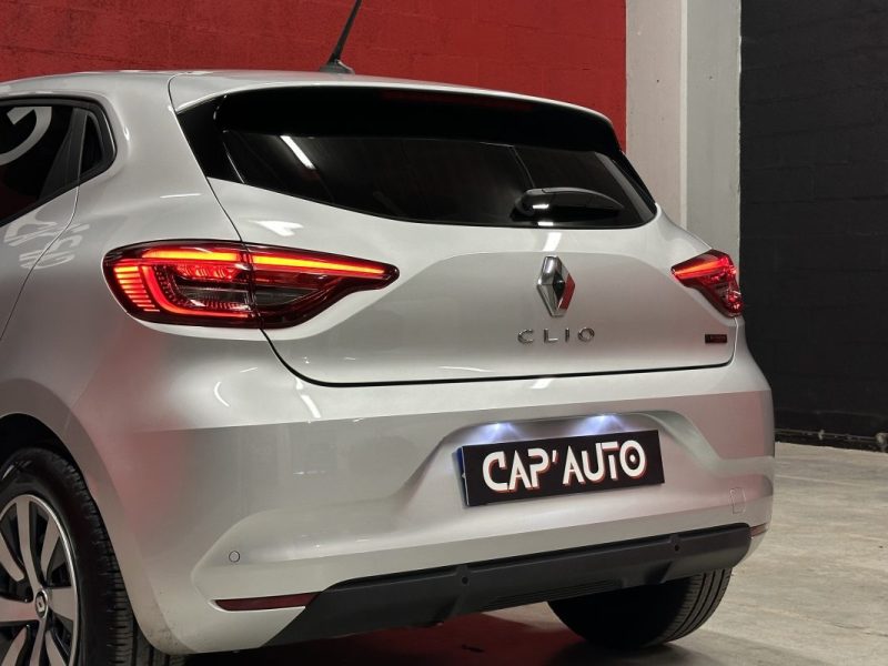 RENAULT CLIO 1.6 E-TECH 145 FULL HYBRIDE EVOLUTION - 1ère Main - Excellent état -