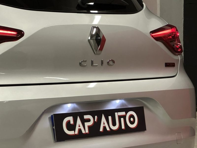 RENAULT CLIO 1.6 E-TECH 145 FULL HYBRIDE EVOLUTION - 1ère Main - Excellent état -