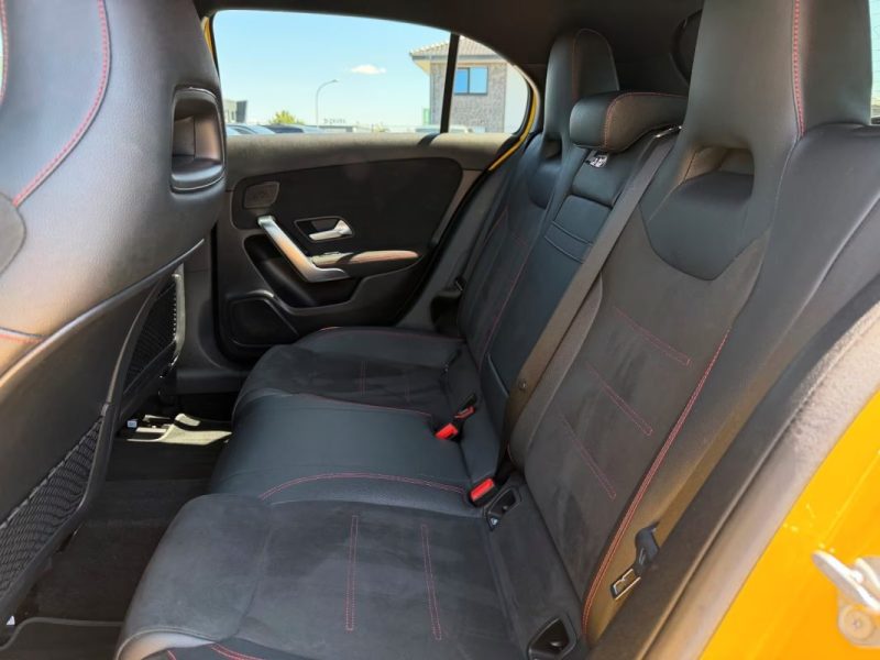 MERCEDES-BENZ A 180 AMG 2022