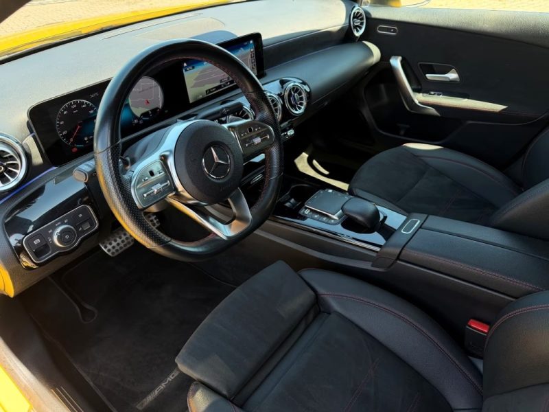 MERCEDES-BENZ A 180 AMG 2022
