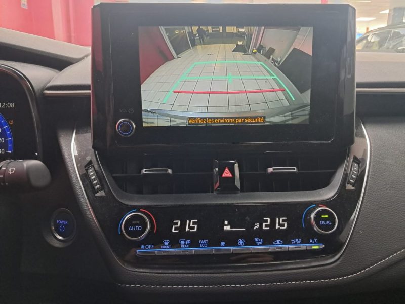 TOYOTA COROLLA TOURING SPORTS HYBRIDE 1.8 DYNAMIC BUSINESS 122cv/1 ERE MAIN/TVA RECUPERABLE