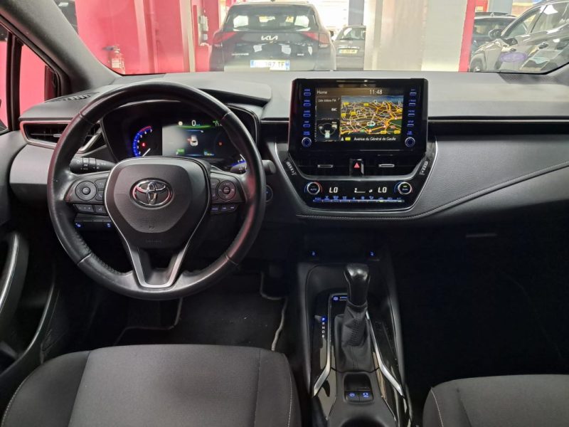 TOYOTA COROLLA BERLINE HYBRIDE 1.8 DYNAMIC BUSINESS 122cv/1 ERE MAIN/TVA RECUPERABLE