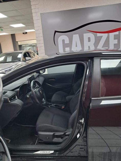 TOYOTA COROLLA BERLINE HYBRIDE 1.8 DYNAMIC BUSINESS 122cv/1 ERE MAIN/TVA RECUPERABLE