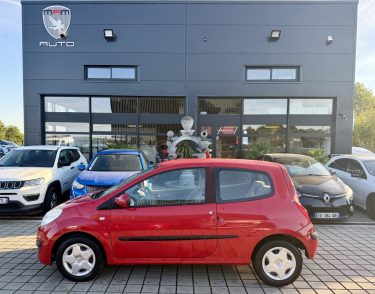 RENAULT TWINGO  2 1.2I 75CH AUTHENTIQUE  2009