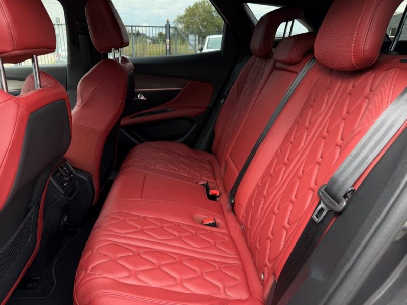 PEUGEOT 3008 GT 4X4 PACK NOIR ACC MASSAGE 2022