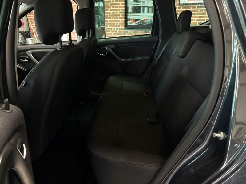 🚗 Dacia Duster 1.5 dCi 110 Ch – 154 485 km – 📡 Radar – 🔗 Attelage – ❄️ Clim – 🛡️ Garantie 6 mois