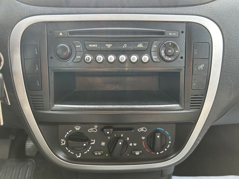 CITROEN C3 1.4I 75 AIRPLAY CLIM 2008