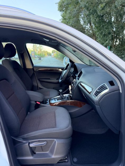 AUDI Q5 2.0 TDI 143 AMBIENTE QUATTRO 2011