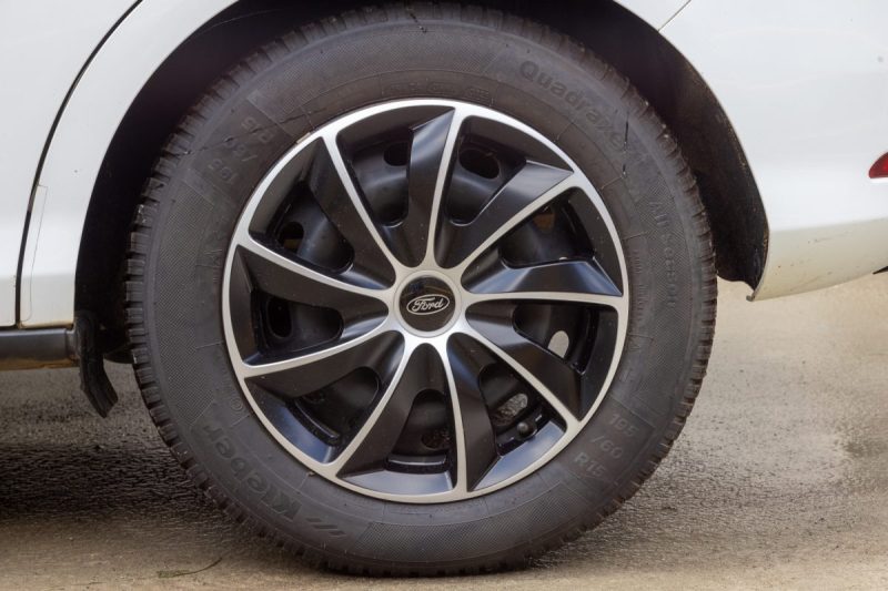 FORD B-MAX 1.4 90 TREND 2013