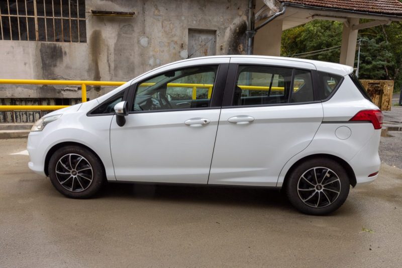 FORD B-MAX 1.4 90 TREND 2013