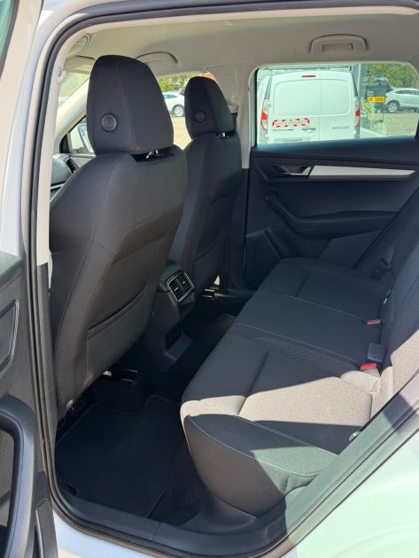 SKODA KAROQ BUSINESS 2022