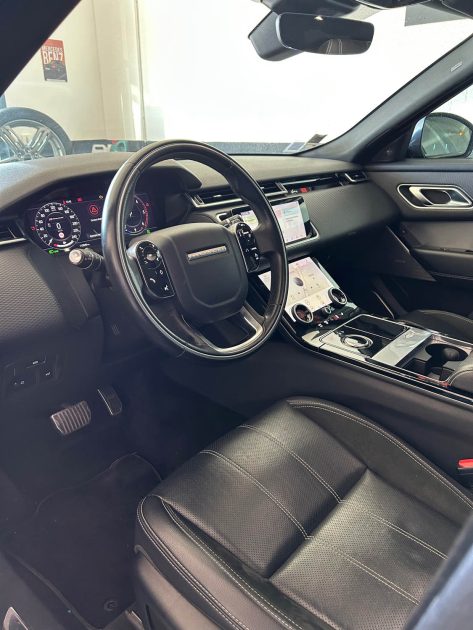 LAND ROVER VELAR 2.0 240 R DYNAMIC