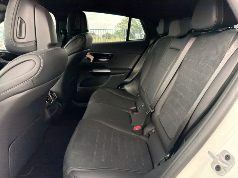 MERCEDES-BENZ GLC 400 E COUPE 2023