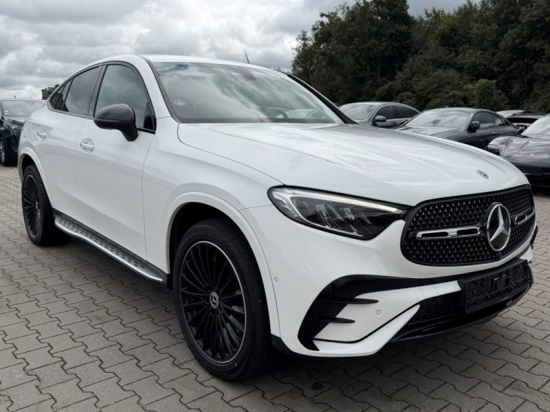 MERCEDES-BENZ GLC 400 E COUPE 2023