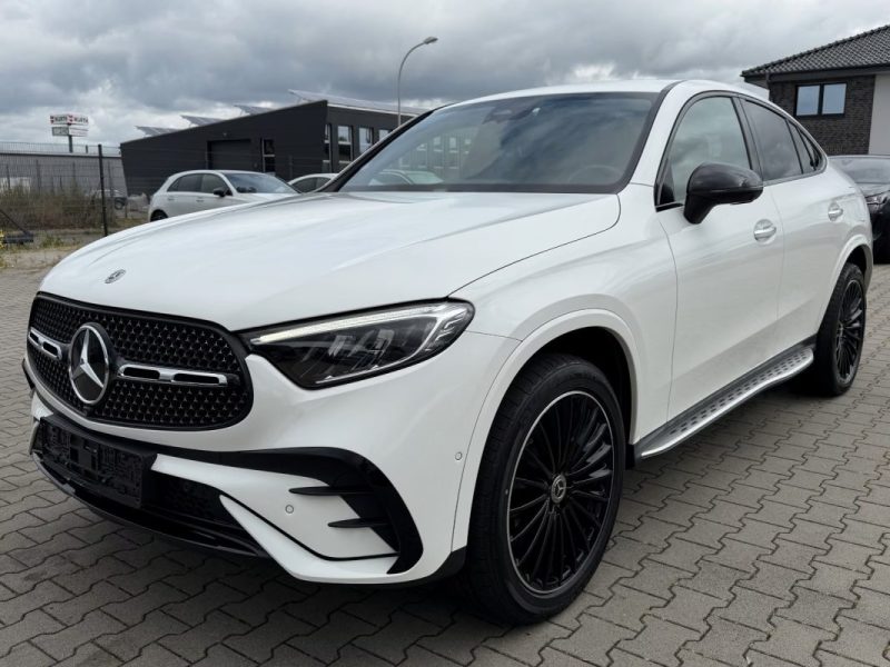 MERCEDES-BENZ GLC 400 E COUPE 2023