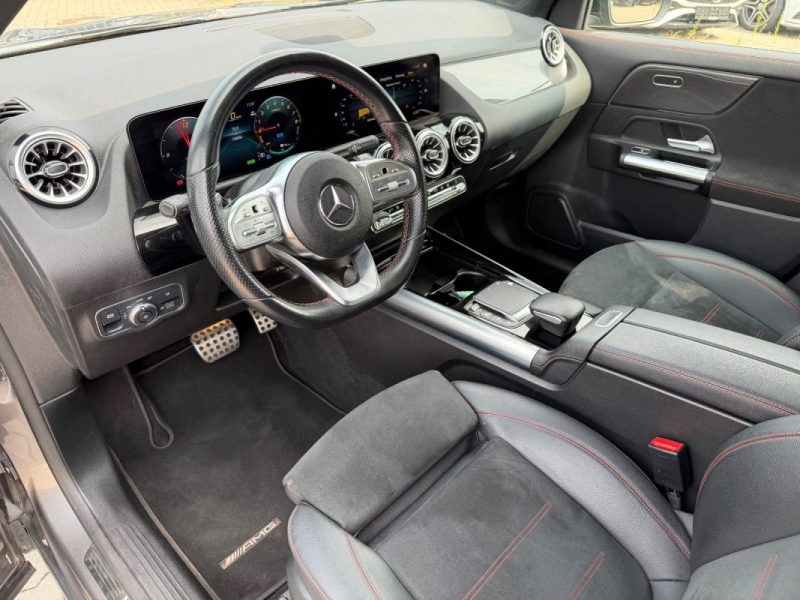 MERCEDES-BENZ GLA 250 E AMG PANO ACC 2022