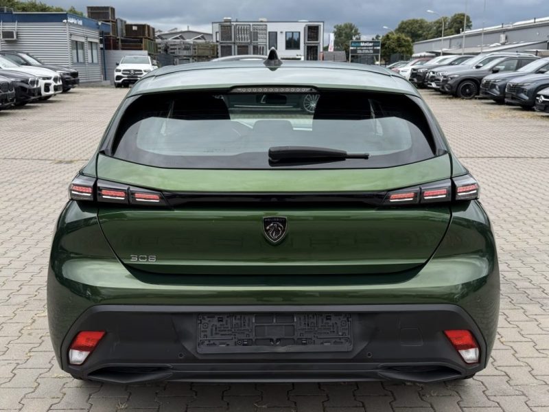 PEUGEOT 308 1.2 96 KWH 2022