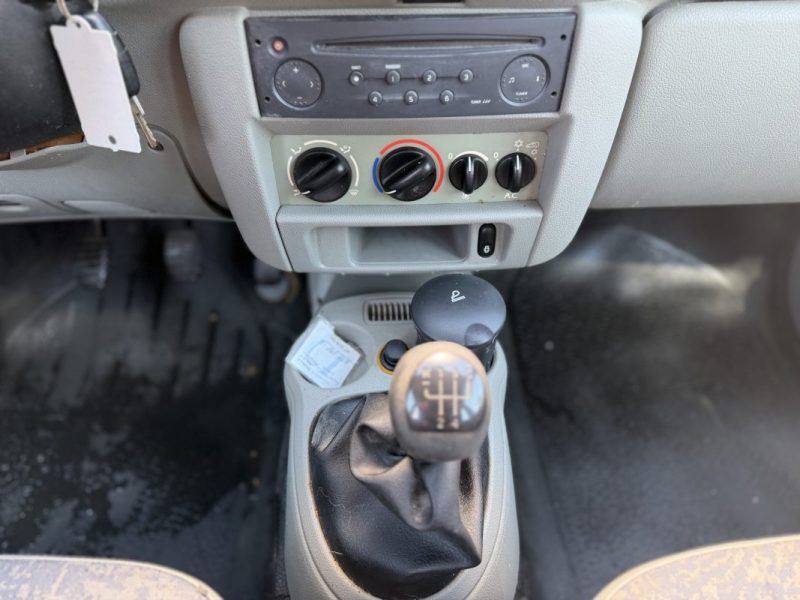 RENAULT KANGOO AUTHENTIQUE 4X4 1.9DCI 85 2003