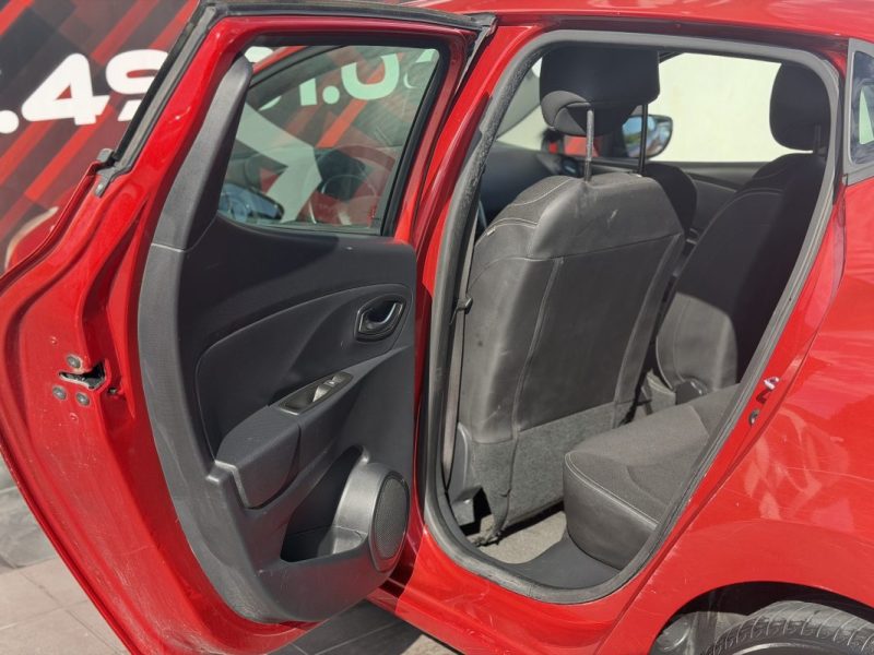 RENAULT CLIO TCE 90 NOUVELLE LIMITED 2015