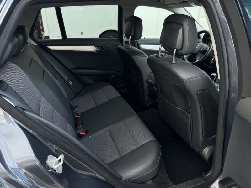 MERCEDES  C180 CGI 156Ch PACK AVANTGARDE FULL OPTIONS GPS/CLIM/CUIR 1er MAIN 