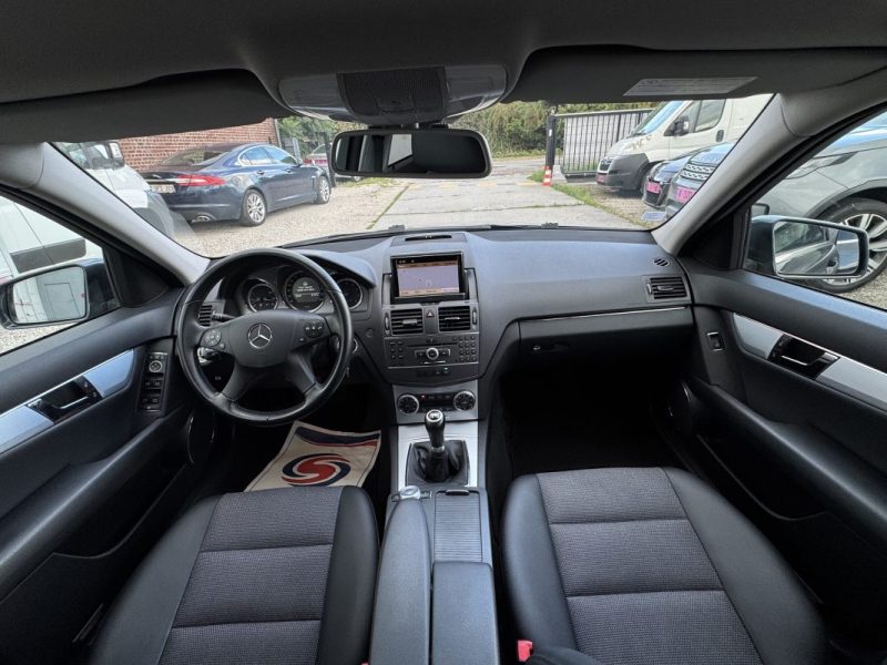 MERCEDES  C180 CGI 156Ch PACK AVANTGARDE FULL OPTIONS GPS/CLIM/CUIR 1er MAIN 