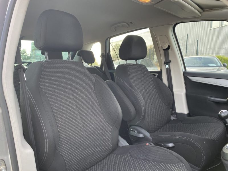 CITROEN C4 1.6 HDI 112cv ATTRACTION 