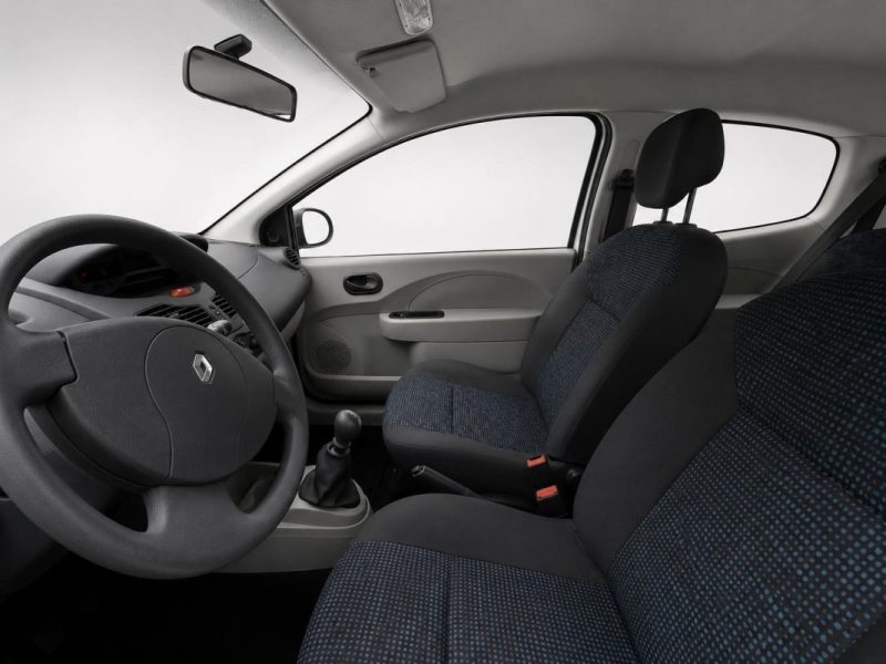 RENAULT TWINGO II 1.2 16V 75 AUTHENTIQUE Véhicule en cours d'arrivage