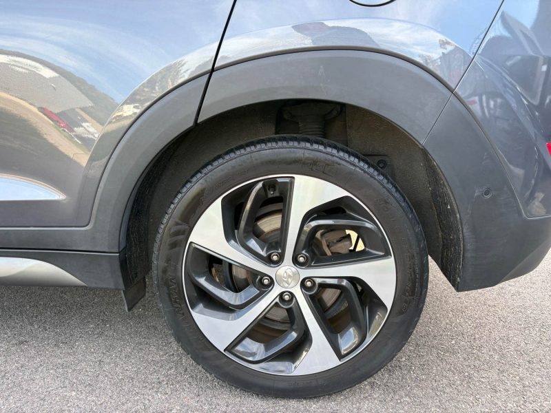 HYUNDAI TUCSON 2.0 CRDI 185 EXECUTIVE BVA 4WD 
