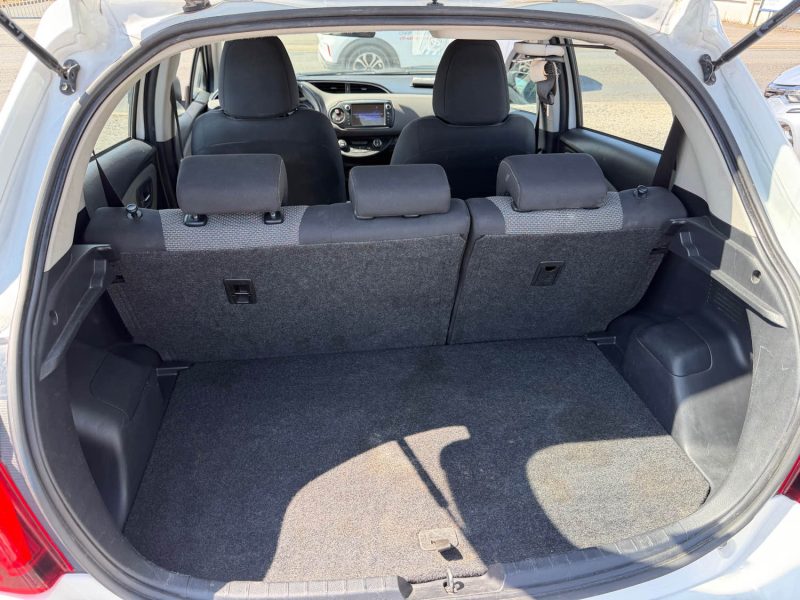 TOYOTA YARIS hybrid boite automatique