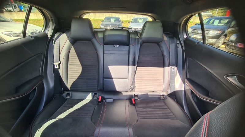MERCEDES GLA - 200 2.0D 4matic 7g-dct T boite auto 136CH diesel