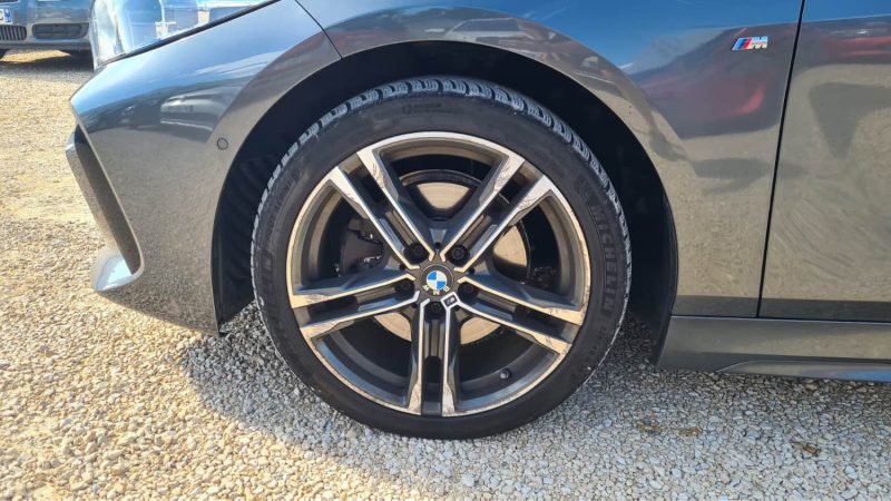 BMW Série 1 - 2.0d F40 Pack M boite auto 150ch diesel