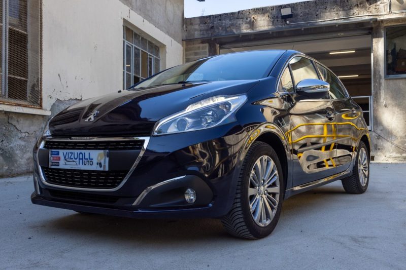 PEUGEOT 208 1.2 PURE TECH 110 ALLURE BUSINESS 2017