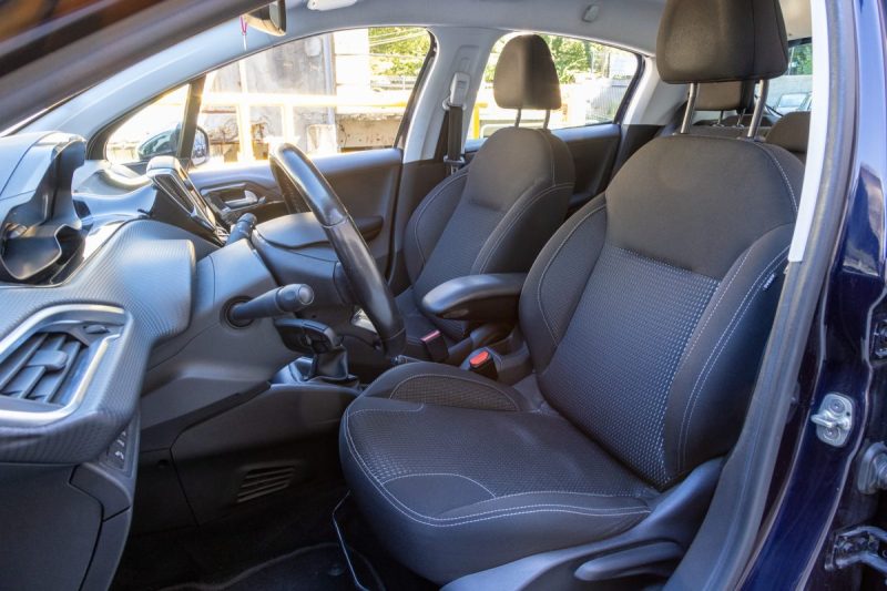 PEUGEOT 208 1.2 PURE TECH 110 ALLURE BUSINESS 2017