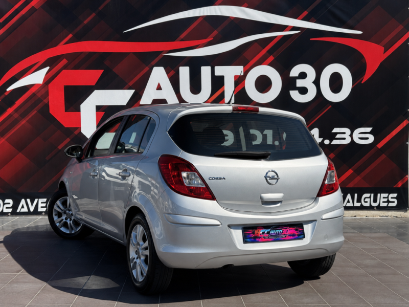 OPEL CORSA 1.2 TWINPORT 85 GRAPHITE 2013